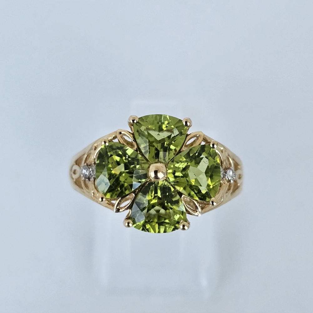 Michelle Albala Peridot & Diamond Ring 14K Yellow Gold Size 8!